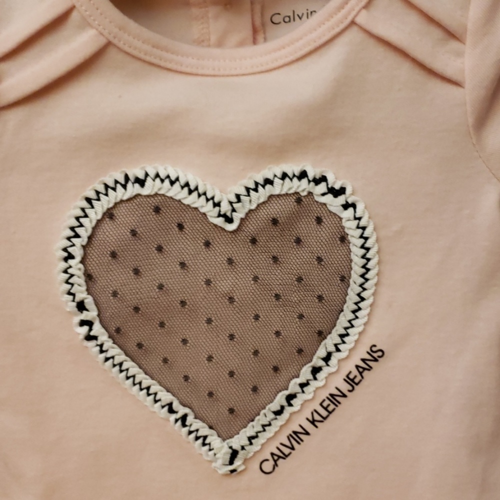 Calvin Klein JeanLong Sleeve Pink Top Size 12 Mths - Picture 2 of 6